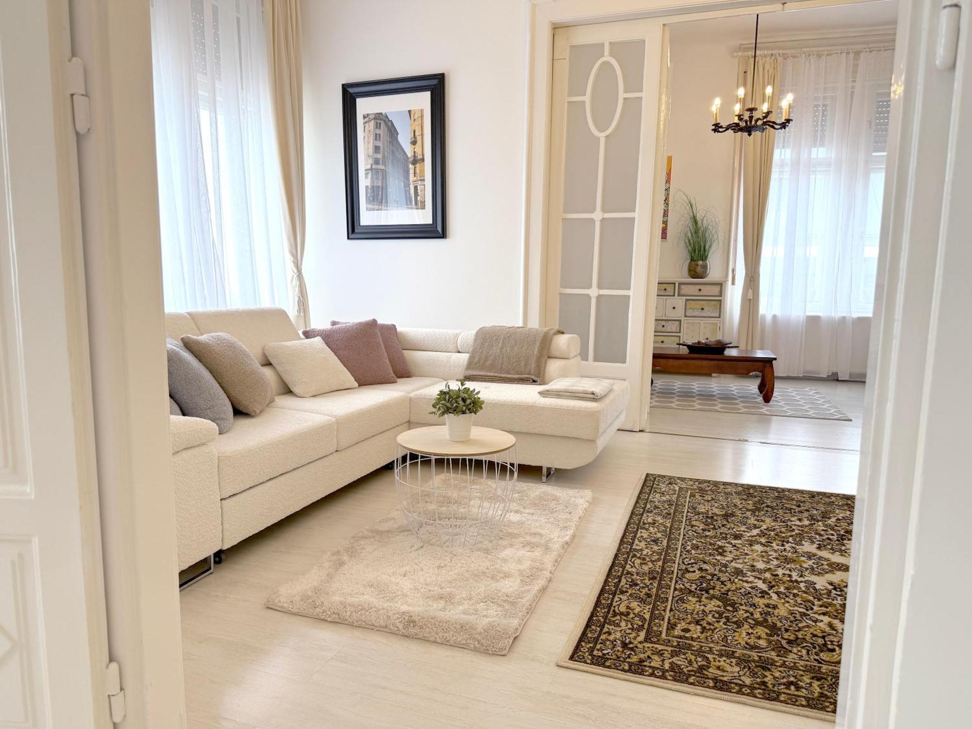 Elegant 125M2 Apartment In Center Of Budapest Exterior photo